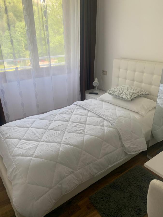 Albergo Al Lago Anfo Eksteriør billede