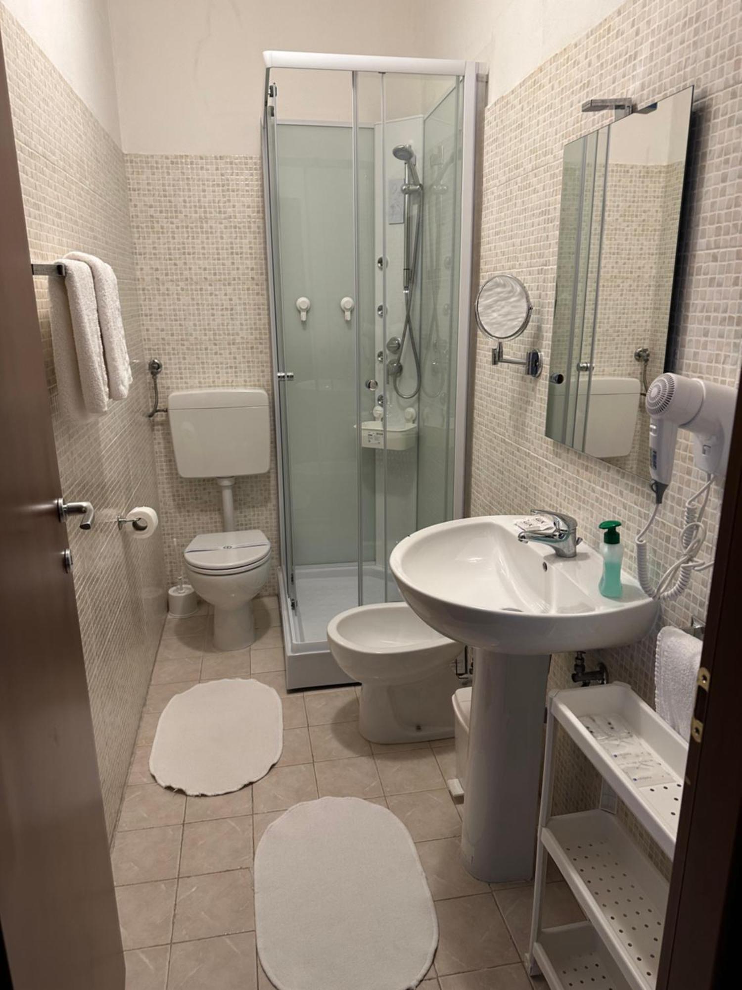 Albergo Al Lago Anfo Eksteriør billede
