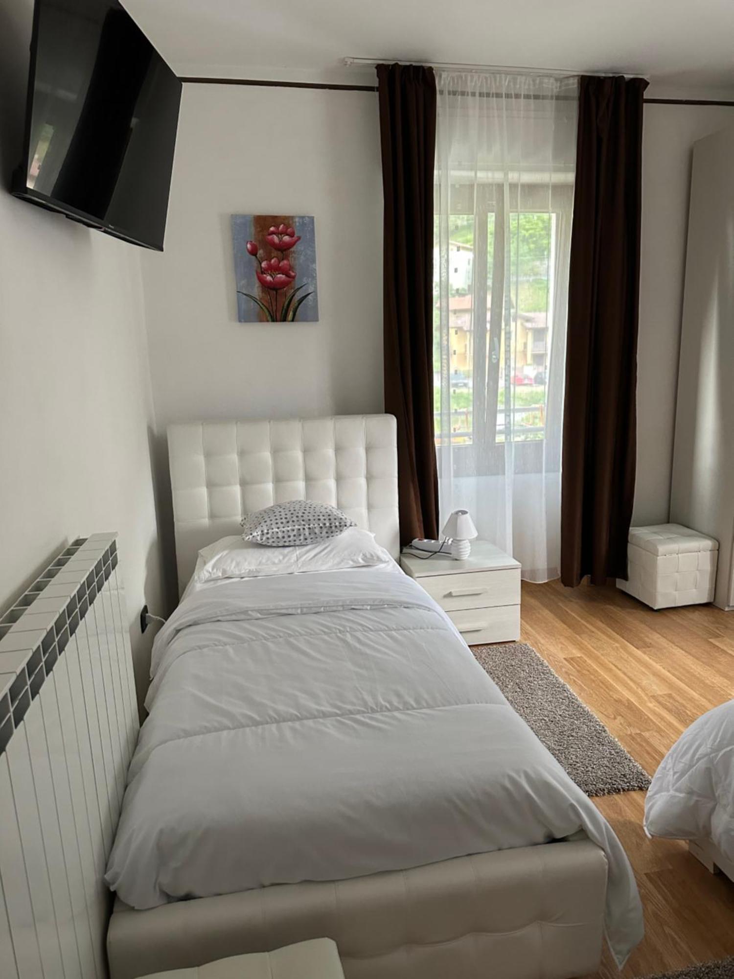 Albergo Al Lago Anfo Eksteriør billede