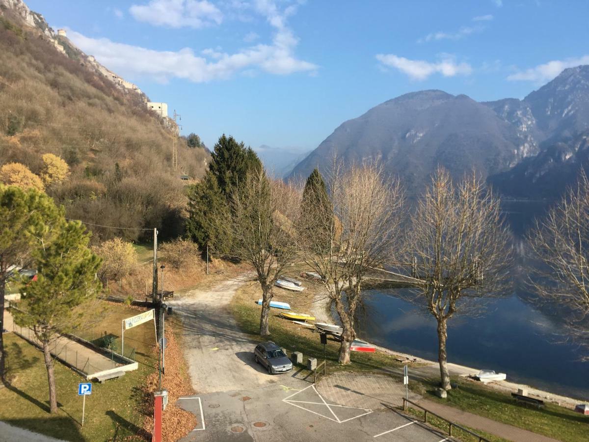 Albergo Al Lago Anfo Eksteriør billede