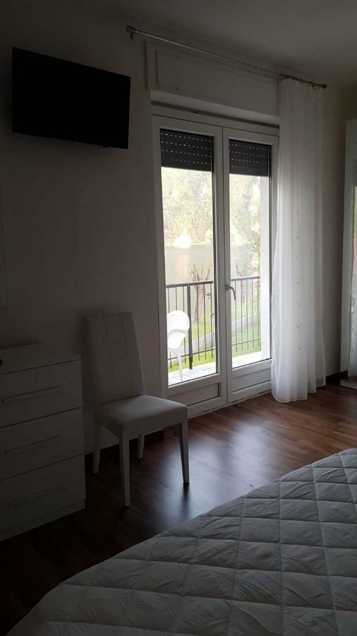 Albergo Al Lago Anfo Eksteriør billede